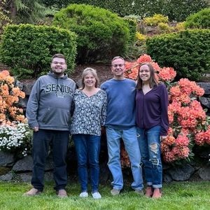 Meet your Posher, Julie